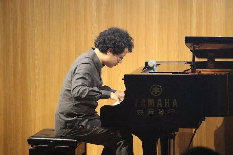 活动回顾 | 大润发贵宾厅特邀艺术家张奕明博士钢琴独奏音乐会暨专题讲座成功举办